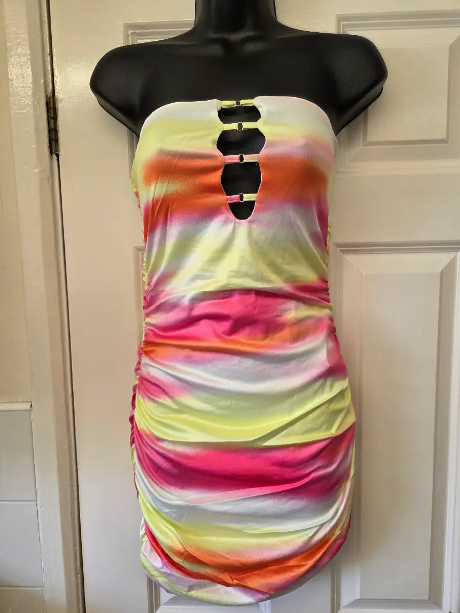 Katch Me Tie Dye Ruched Strapless Mini Dress. Size 10