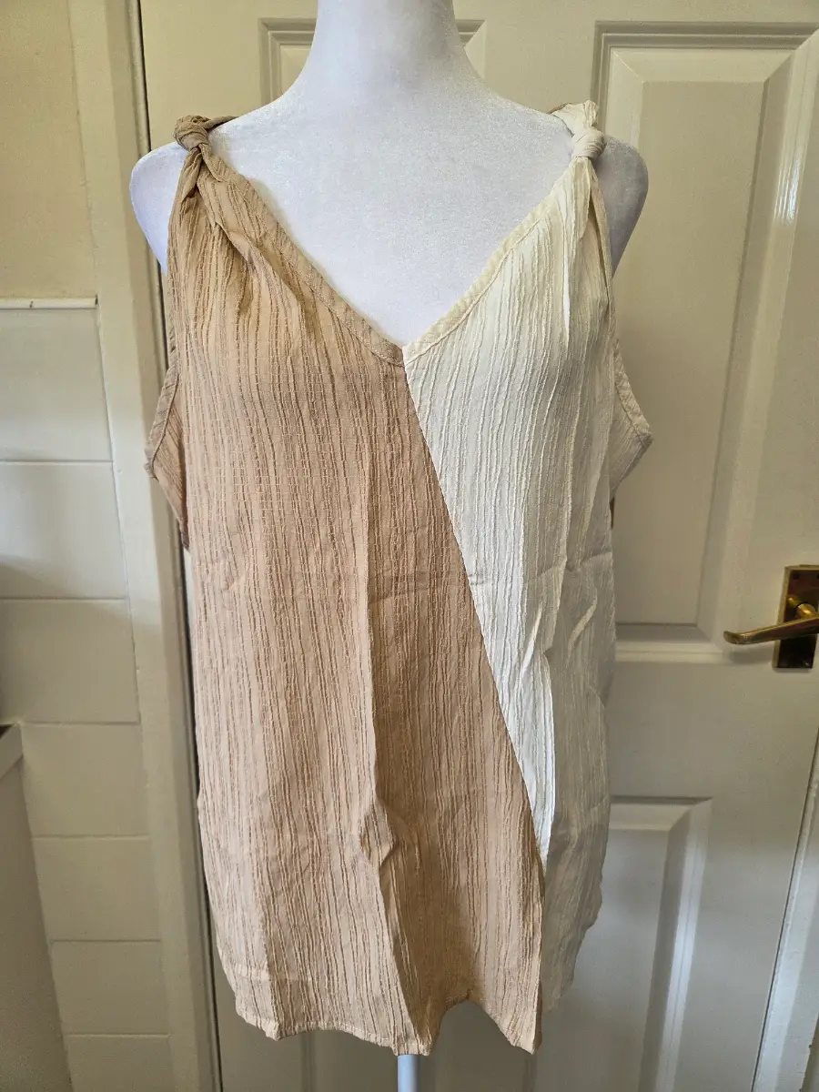 Shein Tan & White Colorblock Crinkle Knot Strap Tank Top - Size L (UK12-14)