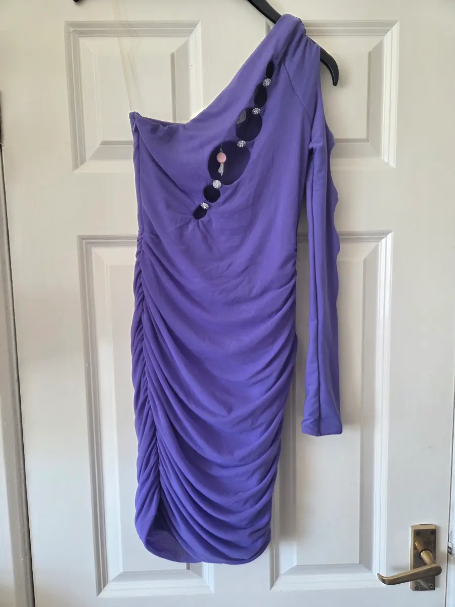 Oh Polly Purple One-Shoulder Ruched Mini Dress. Size 6