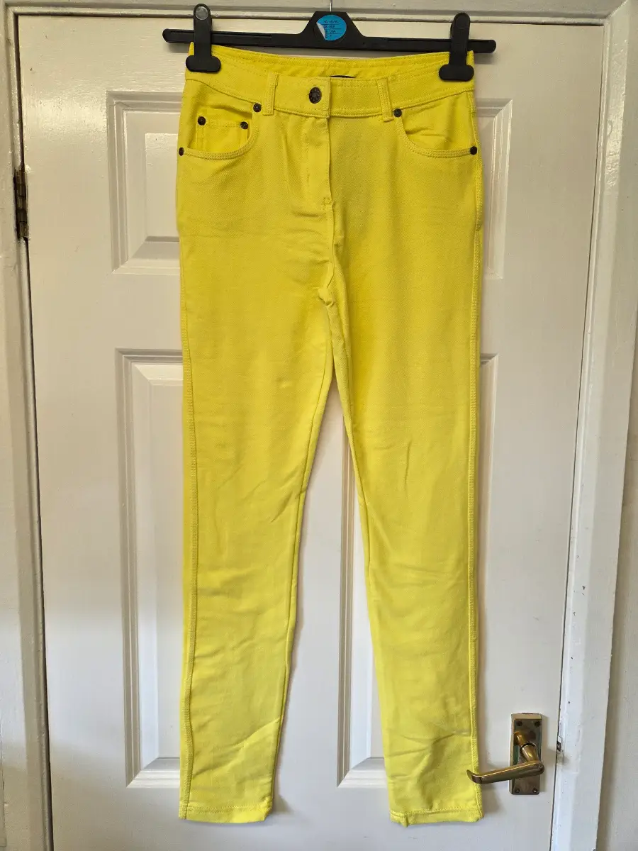 Malaika Bright Yellow Skinny Jeggings. Size 10