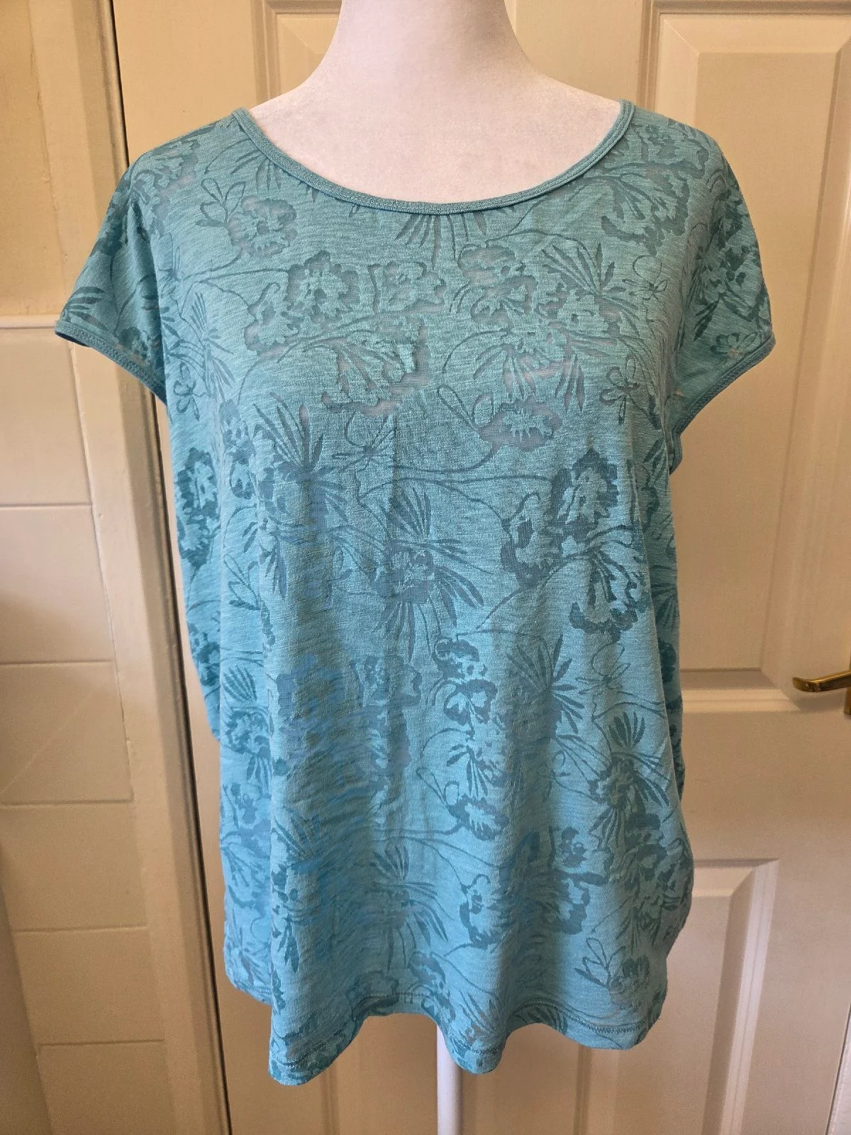Shambhala Teal Blue Floral Burnout Short Sleeve Top Size Small Petite