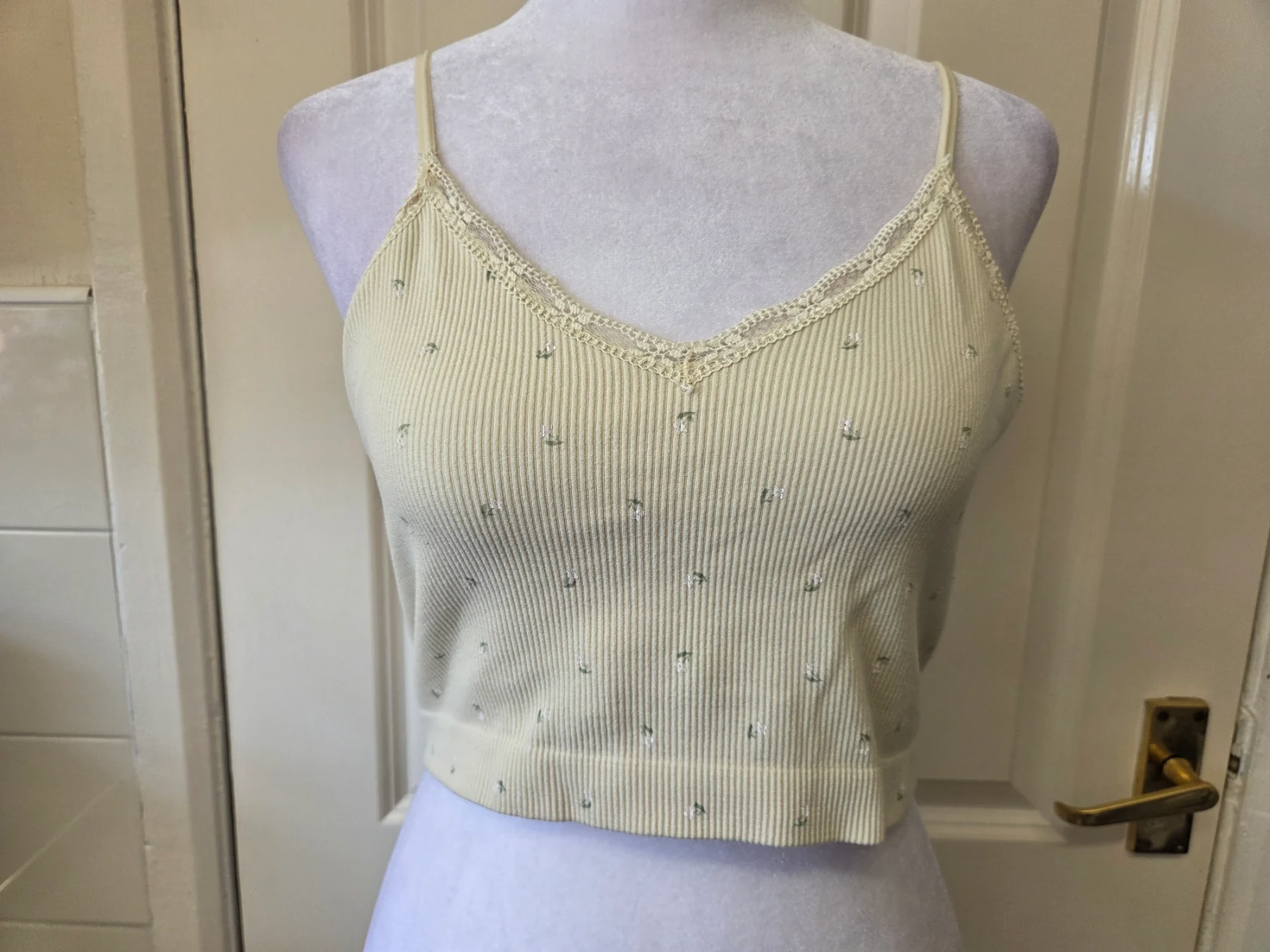 Primark Pastel Yellow Ribbed Floral Cami Crop Top Size Small
