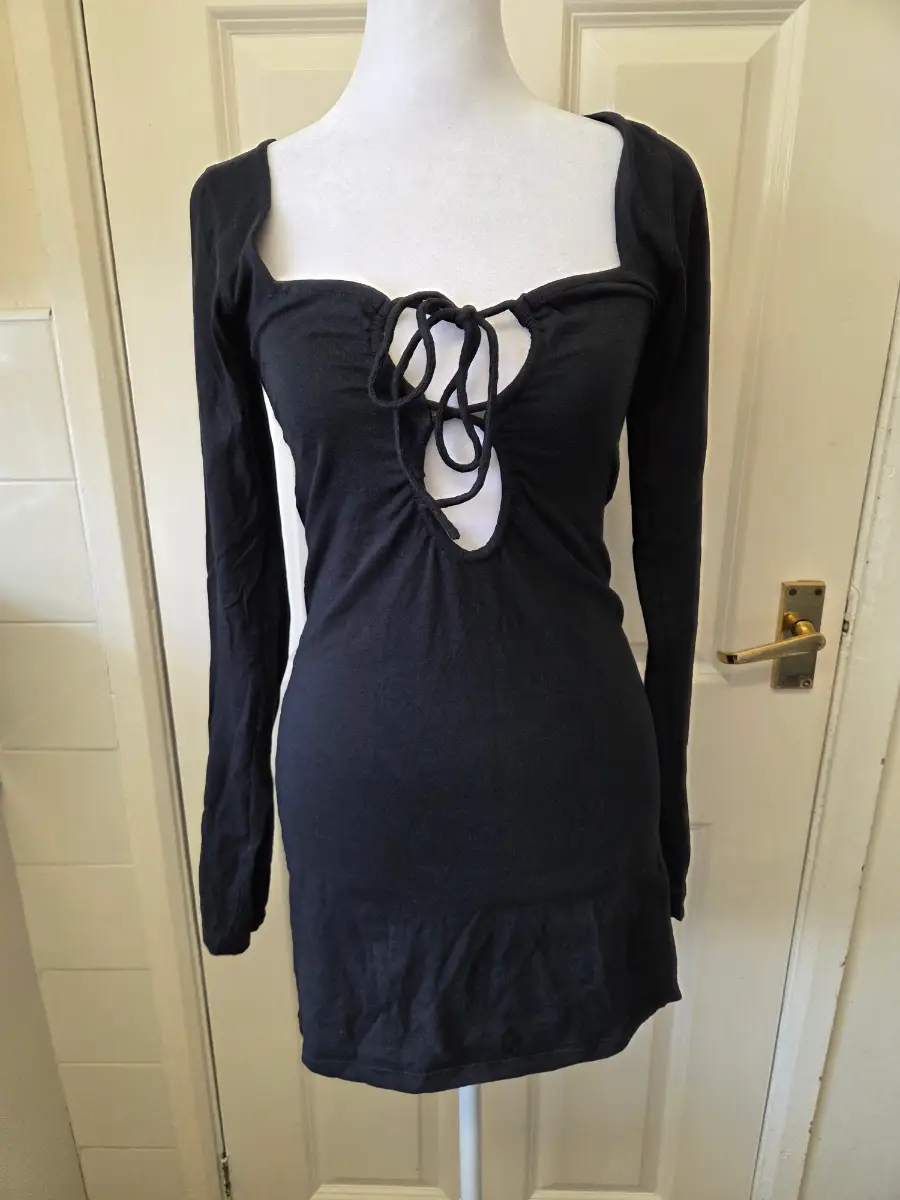 Motel Black Long Sleeve Cut Out Lace Up Mini Dress. Size Small