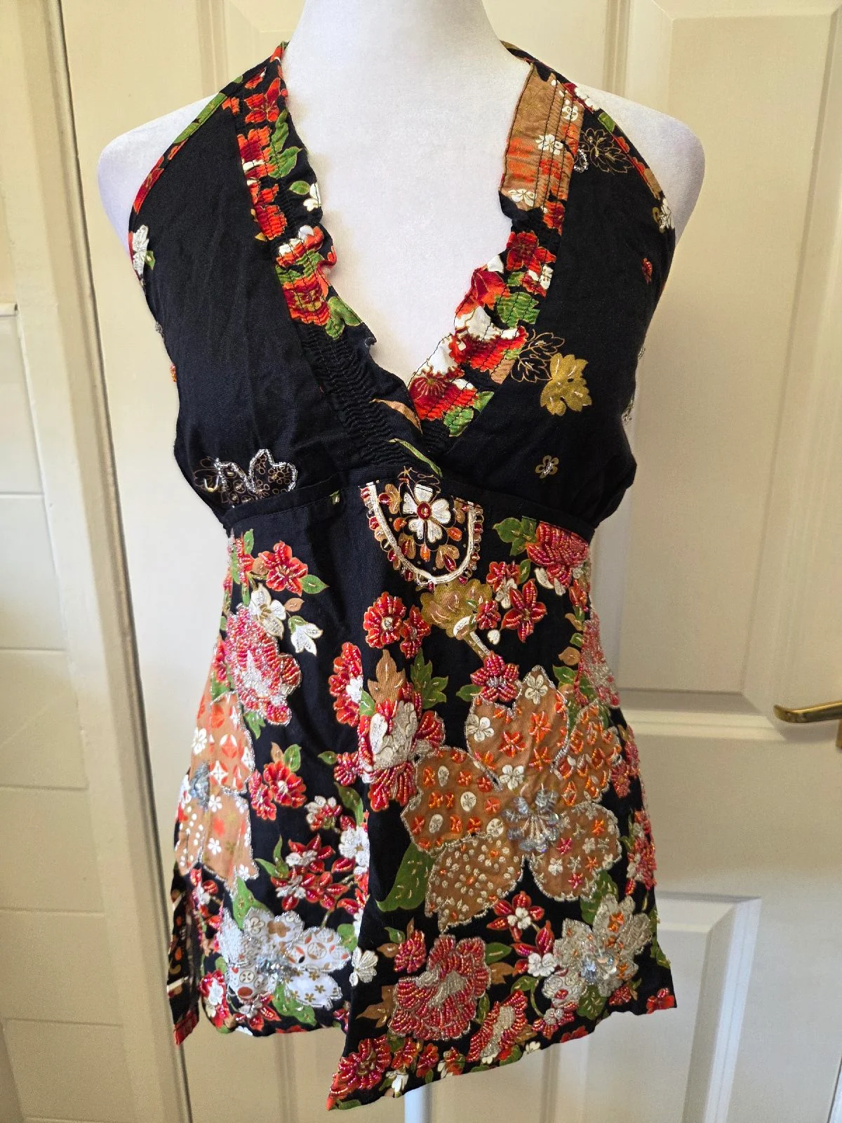 Mela Loves London Women’s Halter Top Size S/M Black Floral Beaded Embellished