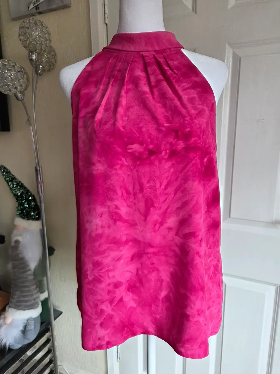 Hot Pink Tie-Dye Halter Neck Pleated Top. Size 8