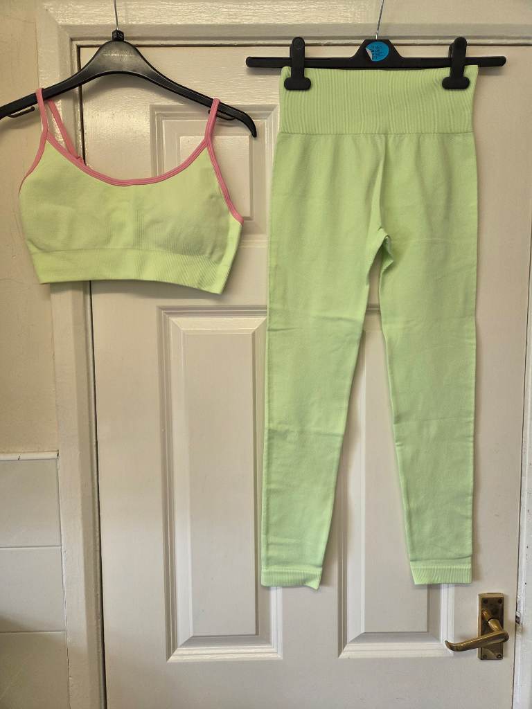 Seamless Lime Green & Pink Activewear Sports Bra & High Waisted Leggings Set. Size Medium (UK10)
