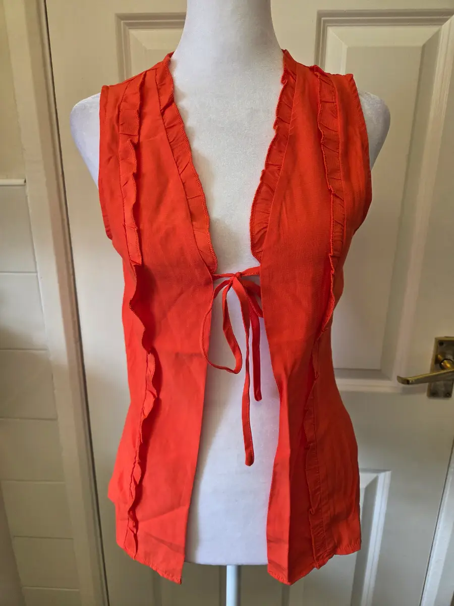 Missy Empire Orange Ruffle Tie-Front Top. Size 6