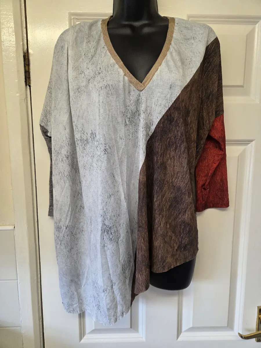 Zara Colourblock Asymmetrical V-Neck Tunic Top. Size Medium