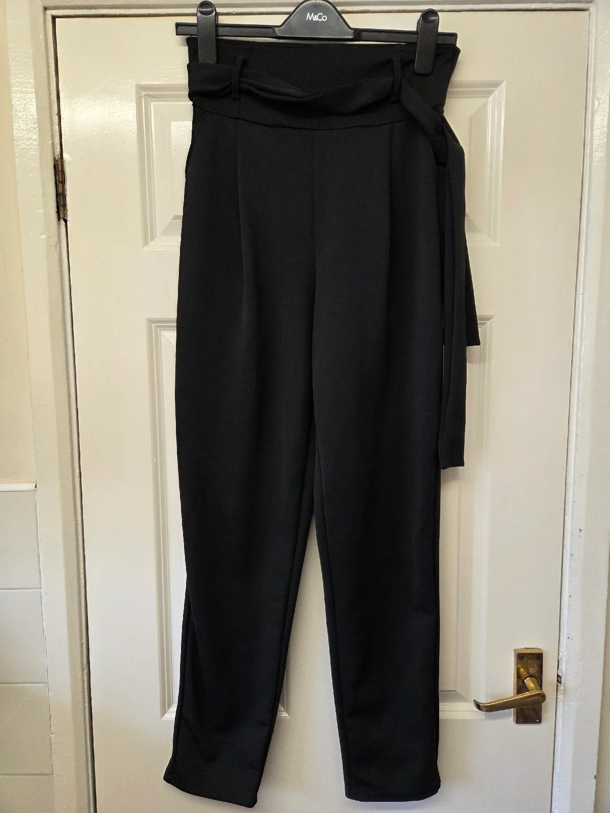 PrettyLittleThing Black High-Waisted Tie Waist Trousers. Size 8