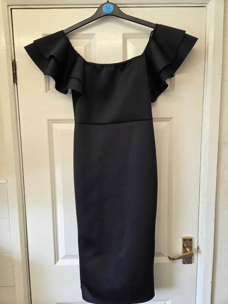 Somebody Else Black Off-The-Shoulder Ruffle Midi Dress. Size M (UK10)