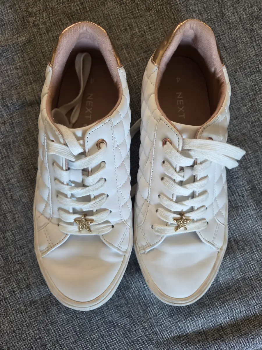 Next White Quilted Star Charm Trainers. Size 4
