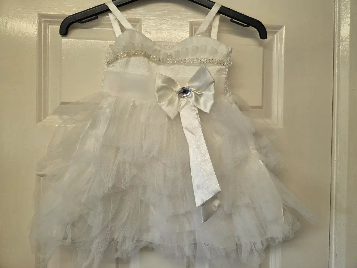 Yubi Kids White Tulle Princess Dress. Size 1 (12-18 months)