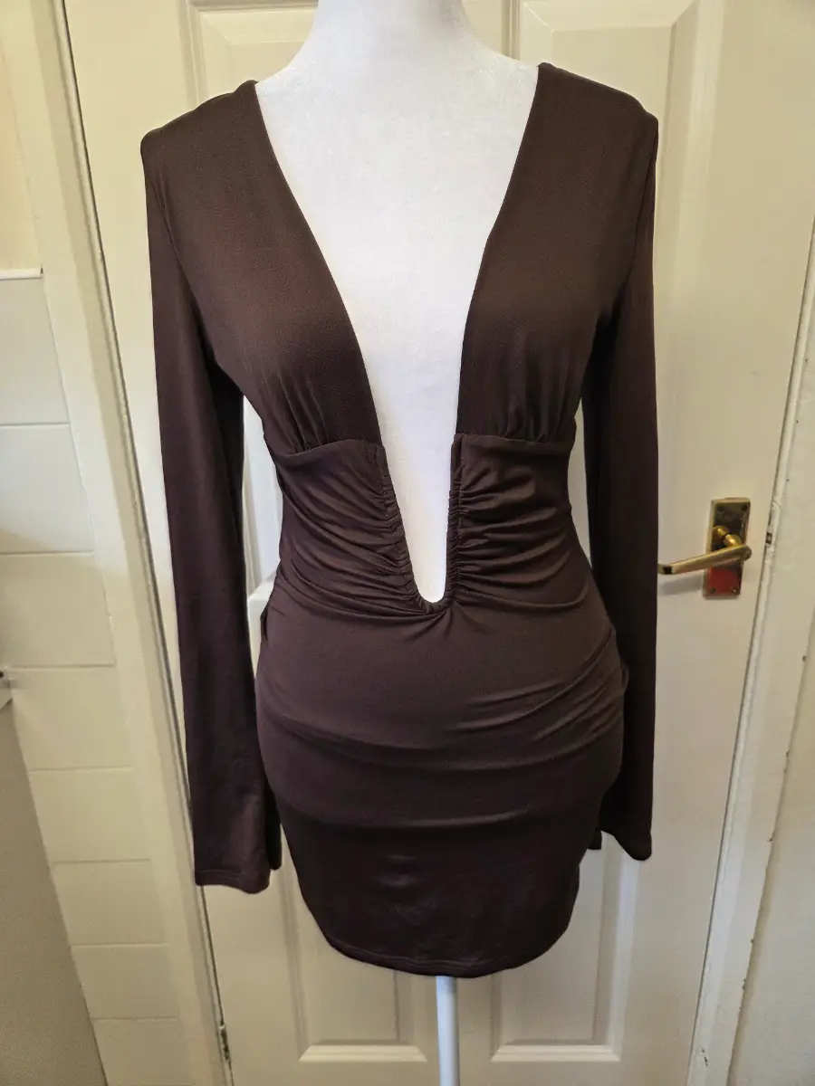 Chocolate Brown Long Sleeve Ruched Bodycon Mini Dress. Size XS (UK 6)