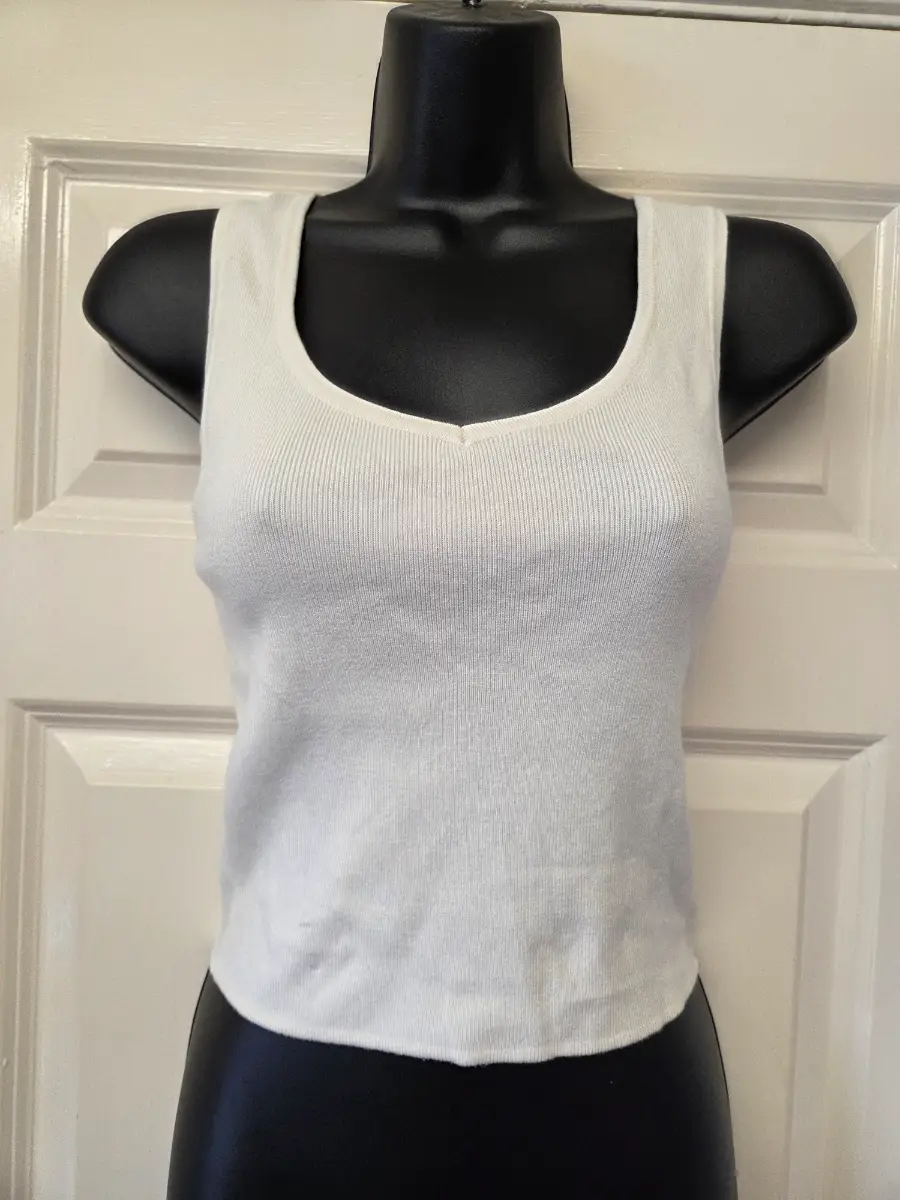 Primark White Ribbed Knit Crop Top. Size 2XS