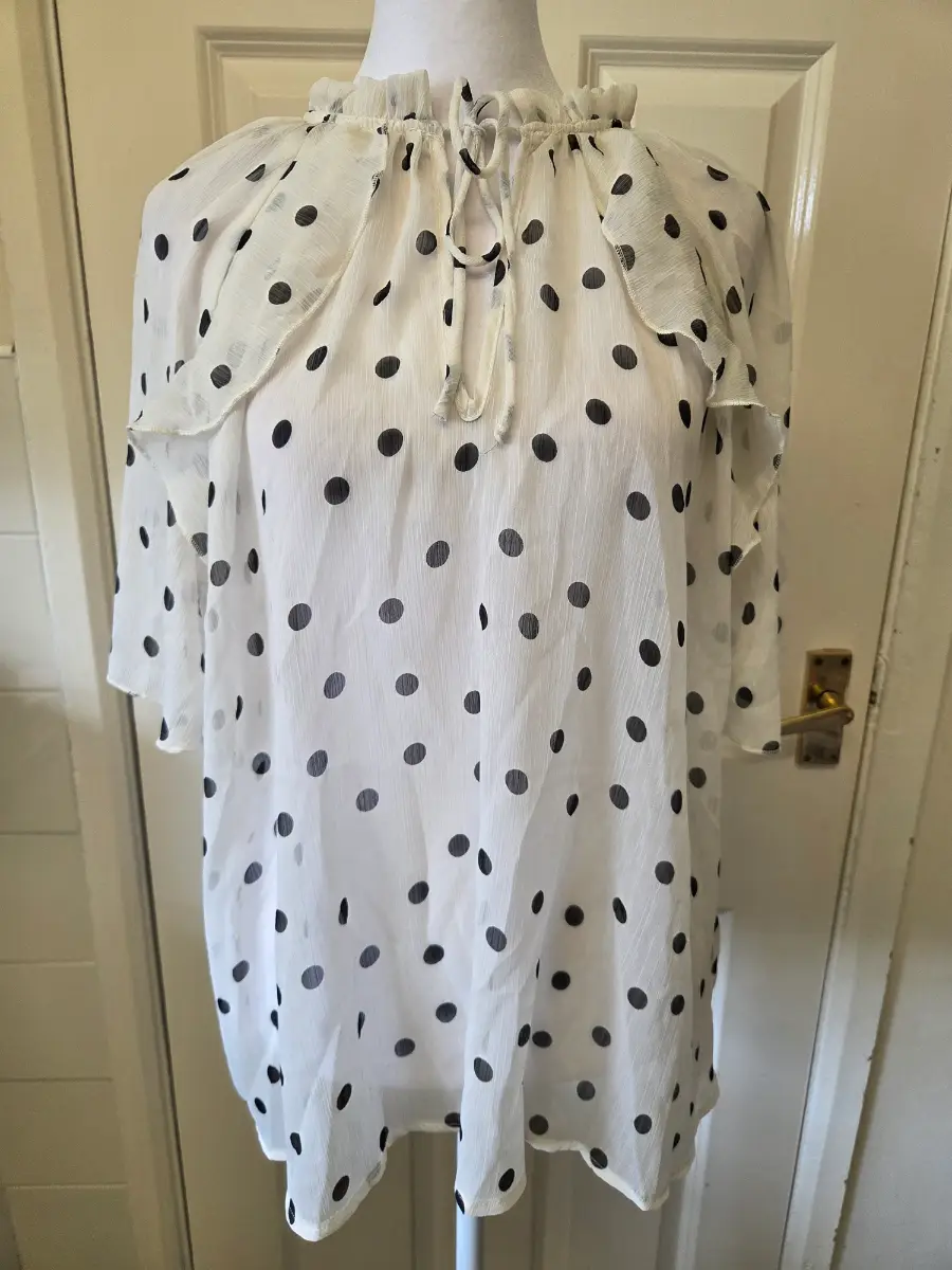 Peacocks White Polka Dot Ruffle Cape Neck Blouse. Size 18
