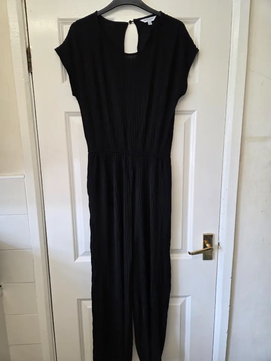 Great Plains Black Plisse Textured Wide Leg Jumpsuit. Size 10