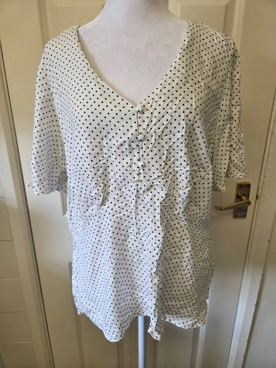 George White Polka Dot V-Neck Blouse (Size 20)