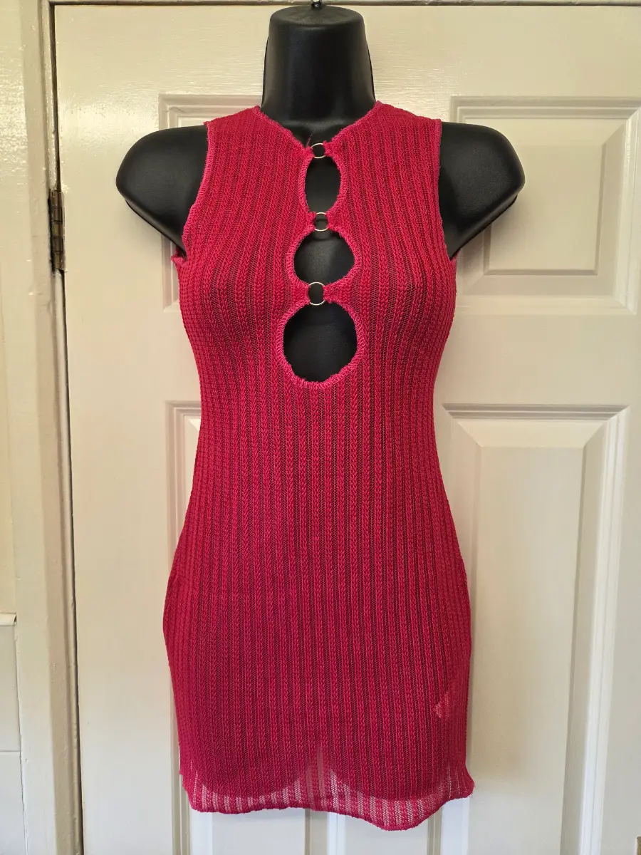 PrettyLittleThing Hot Pink Ribbed Knit O-Ring Cutout Mini Dress. Size 6