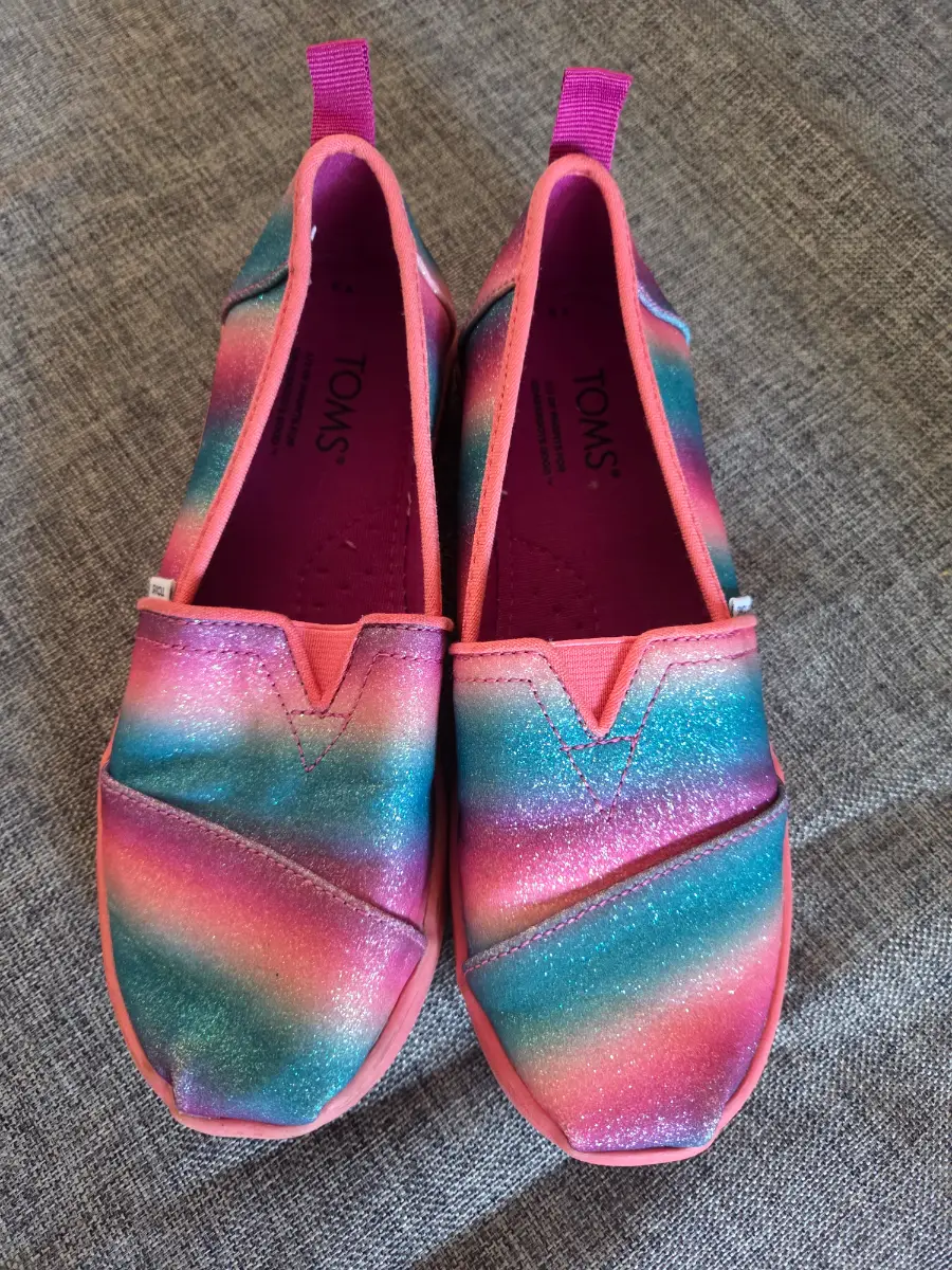 TOMS Alpargata Pink Rainbow Gradient Glitter Slip-On Shoes. Size 2