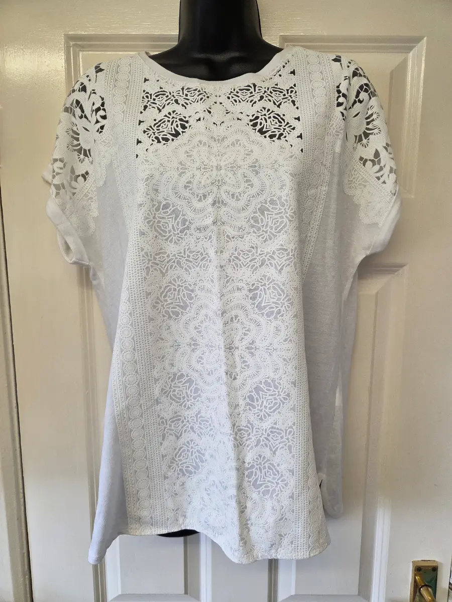 M&Co White Lace Cut-Out Panel Short Sleeve Top - Size 10