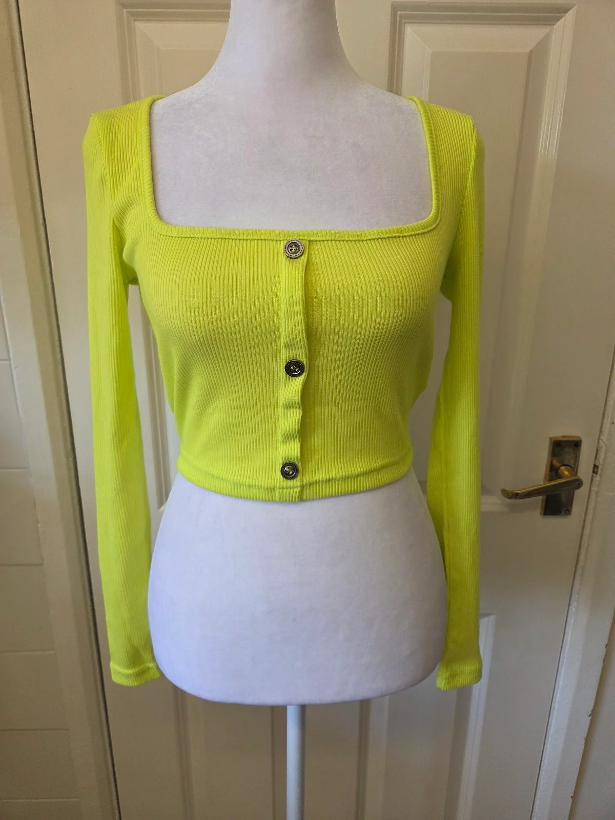 Katch Me Neon Lime Ribbed Long Sleeve Crop Top Size Small