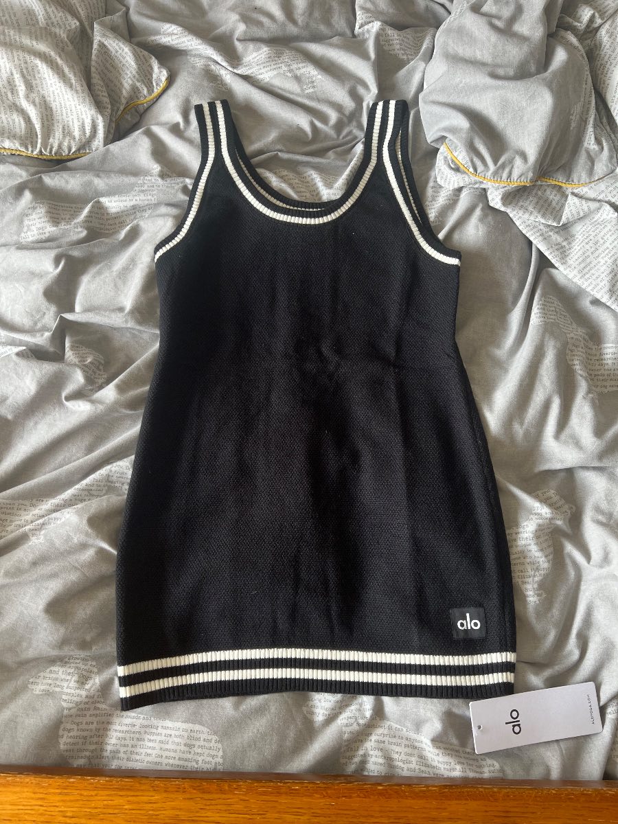 Alo knitted tennis club dress size small