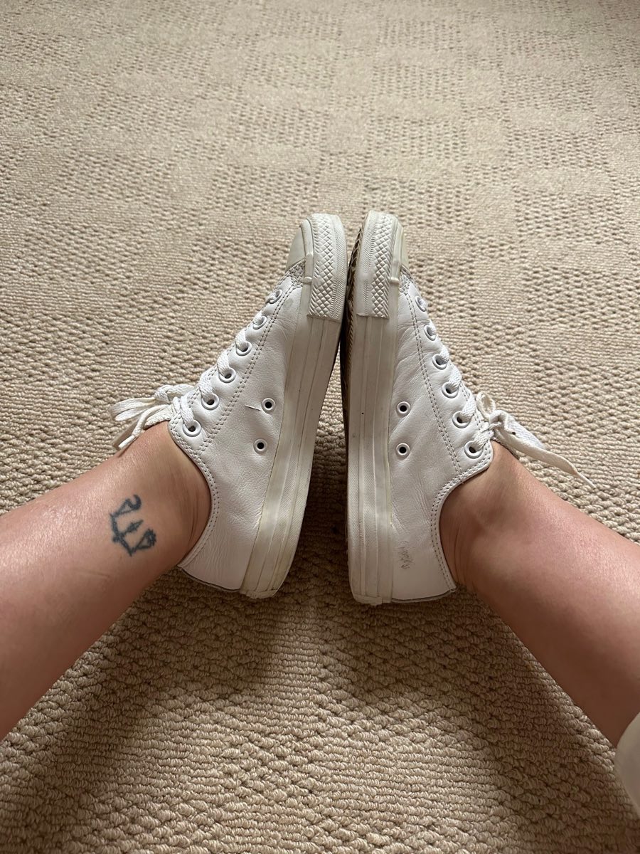 White converse