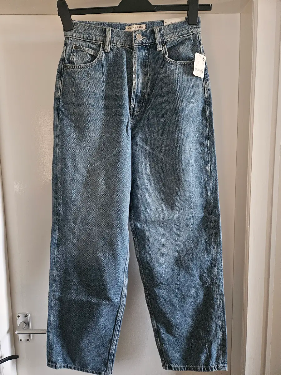 Free People We The Free Cora Slouchy Jeans W26