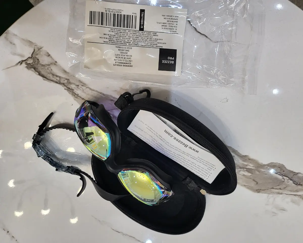 Bezzee Pro Swimming Goggles