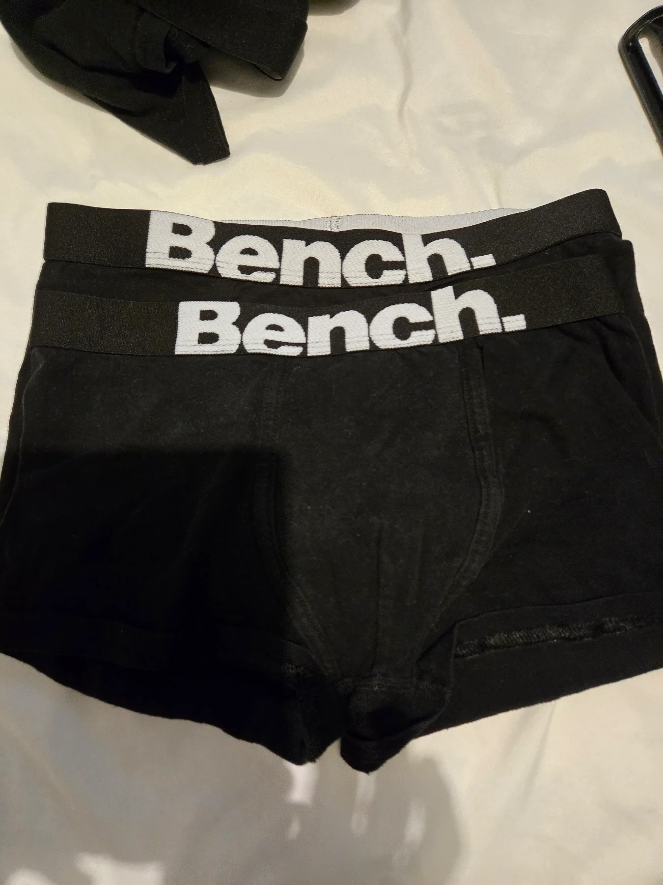 Bench trunks dd