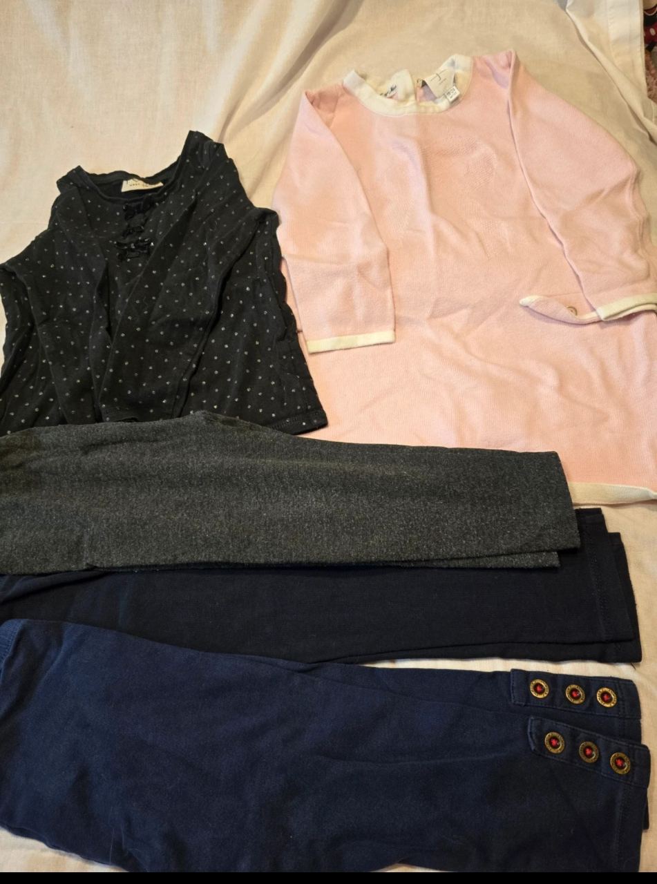Bundle of girl's clothing. size 18-24 months