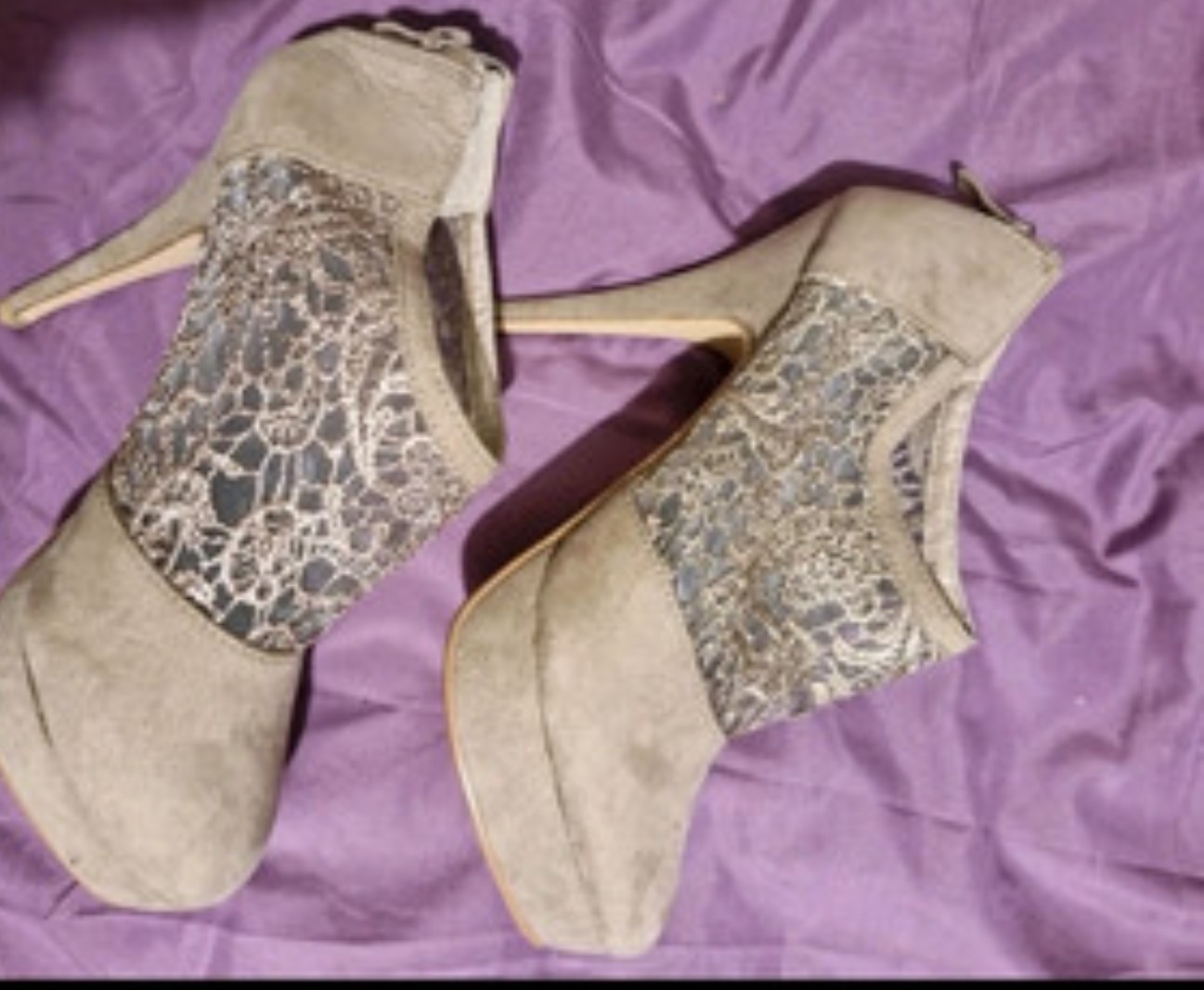 Beauty Girl Ankel boots. size 39. beige colour