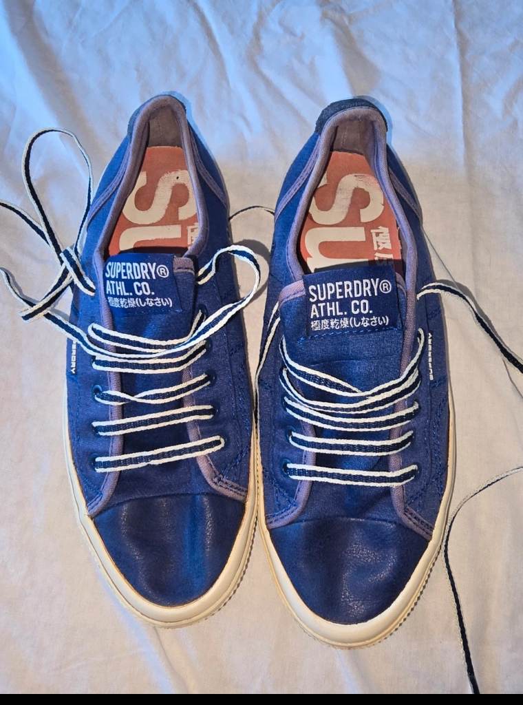 superdry canvas trainers. size 6