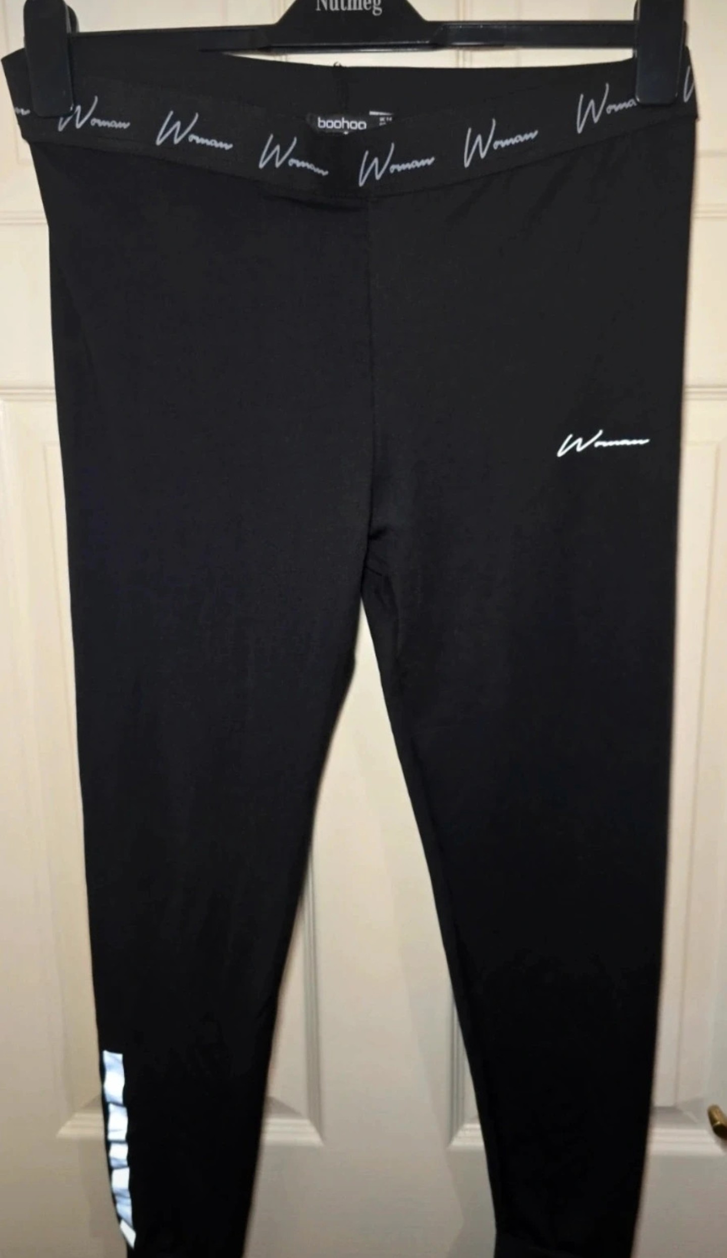 Boohoo ladies gym style leggings.  Size 14. Black