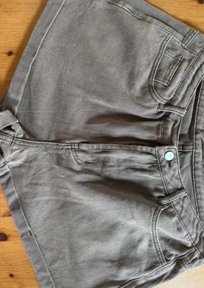 Brown denim shorts size 18