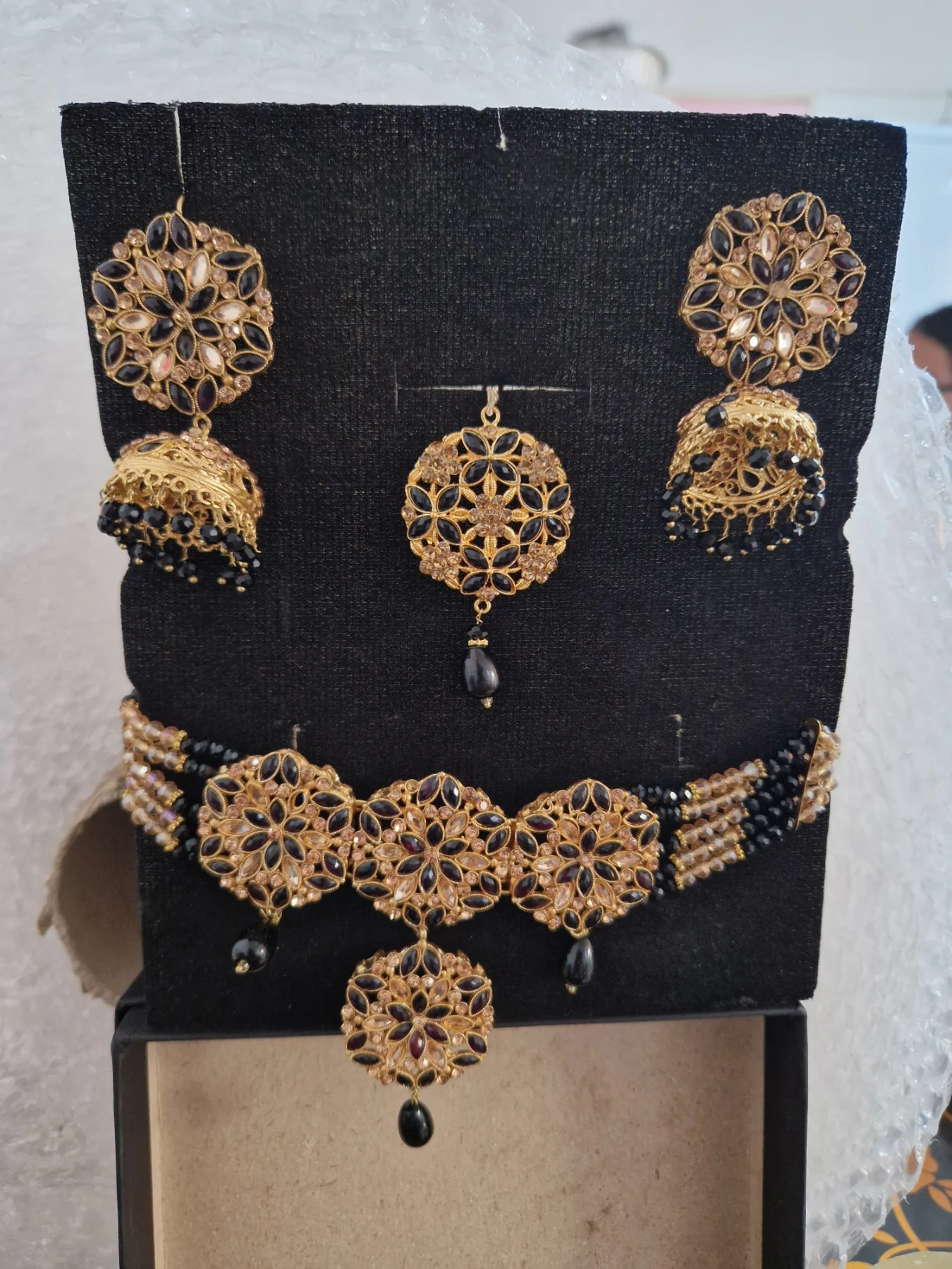 Asian jewellery set