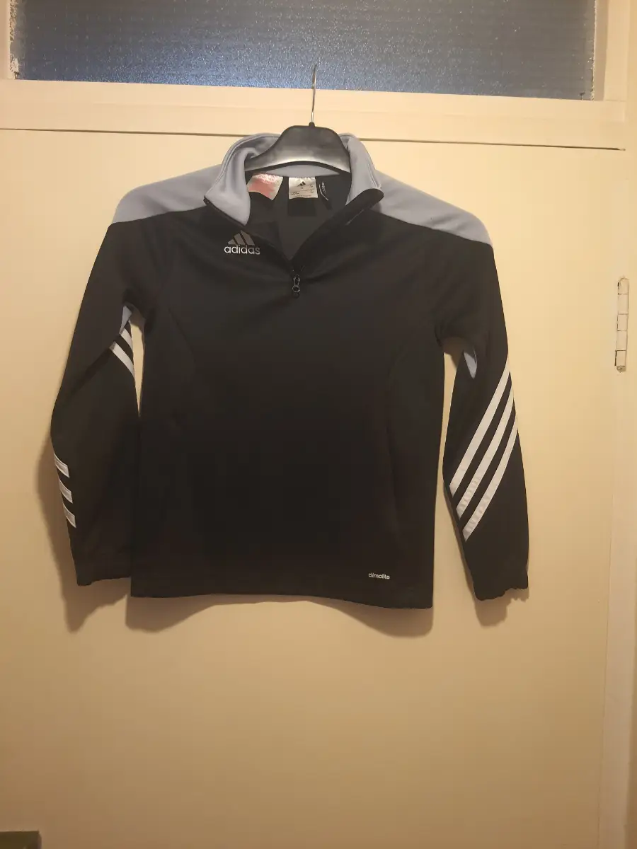 Adidas black and grey and white top uk 5years