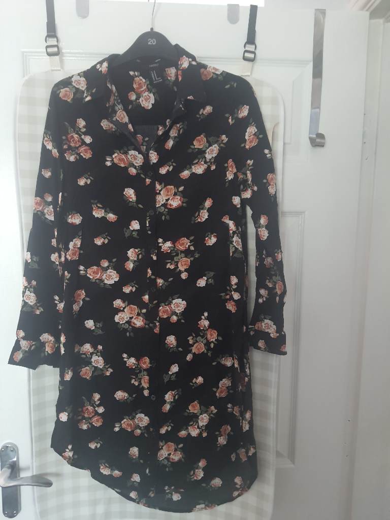 Forever21 blouse uk m with flowers