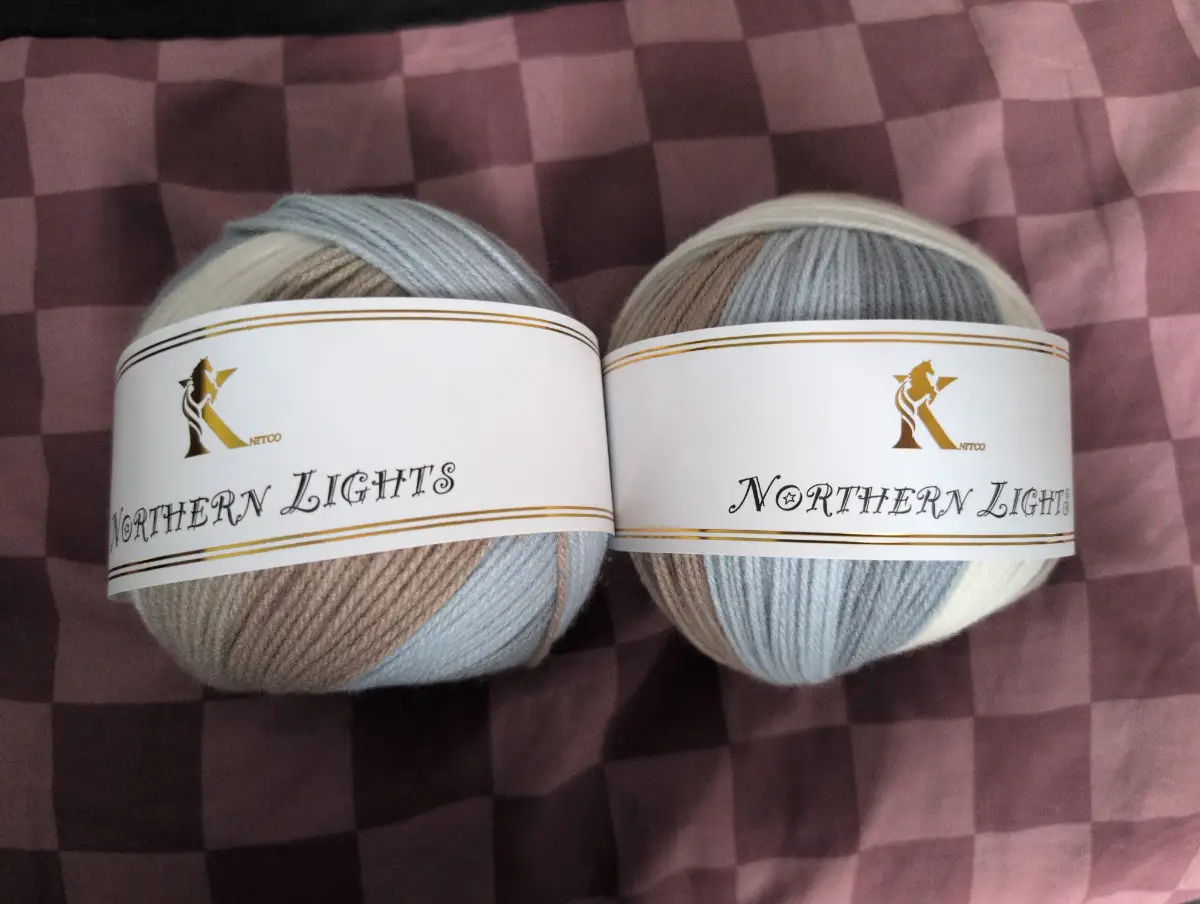 2 x 150g balls of northern lights yarn