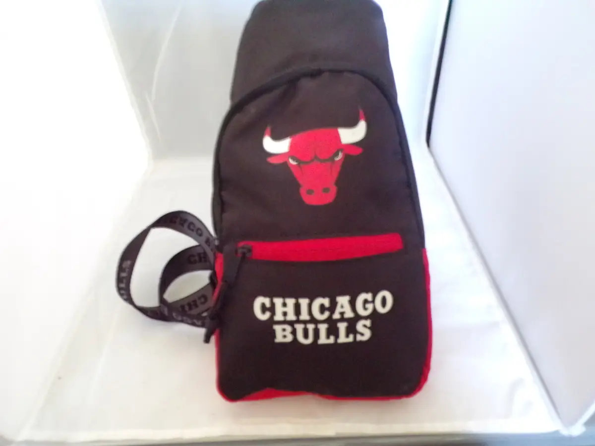 Chicago Bulls Crossbody Bag