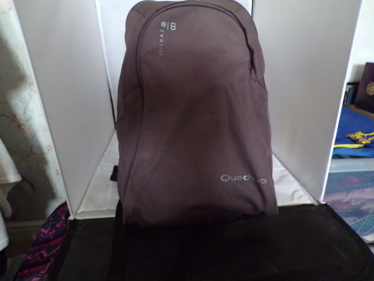 Arpenaz 18 ltr backpack with chest straps