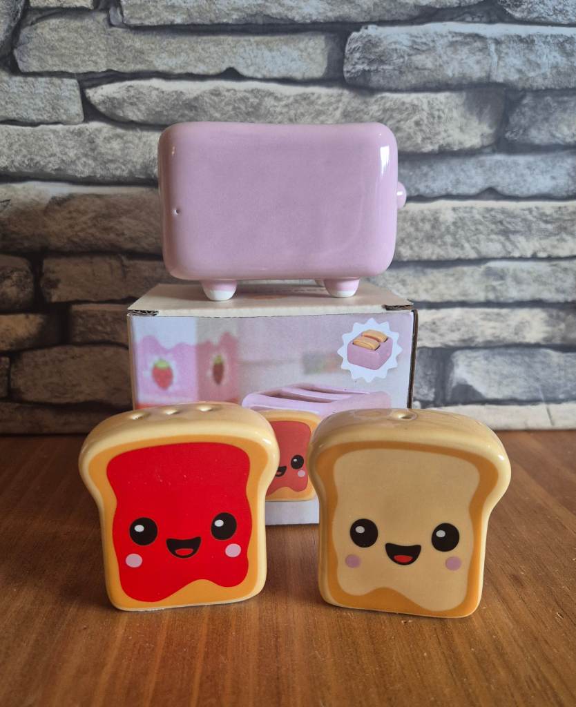 Toaster Salt And Pepper Set