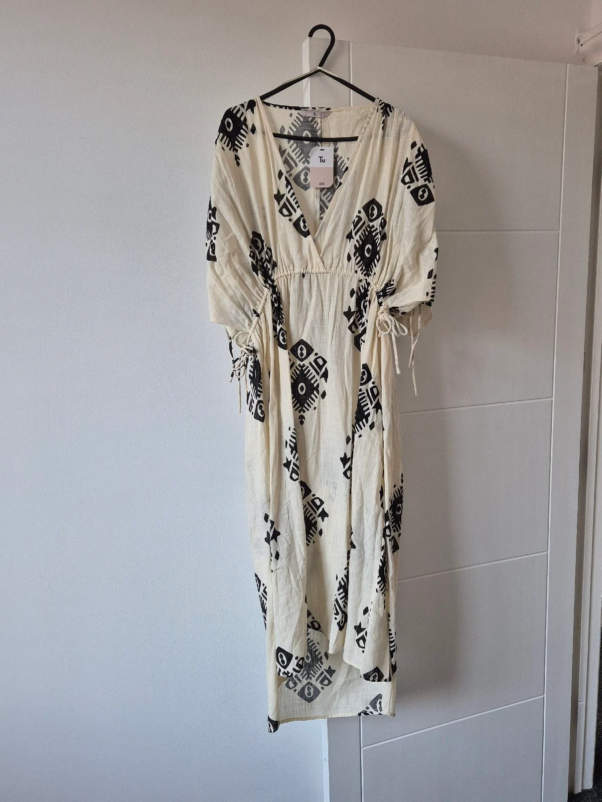 Gorgeous holiday cover up