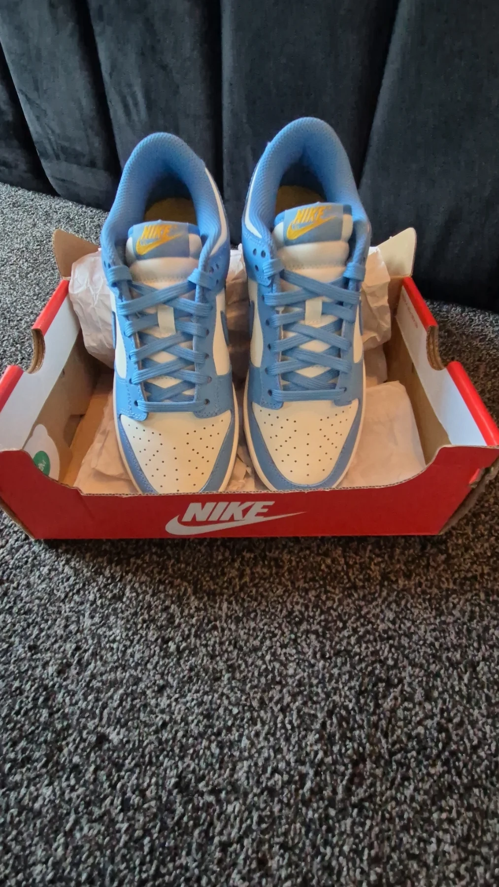 Nike dunk low size 4uk