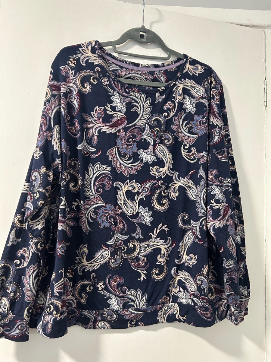 Primark navy blue long sleeve Paisley pattern top