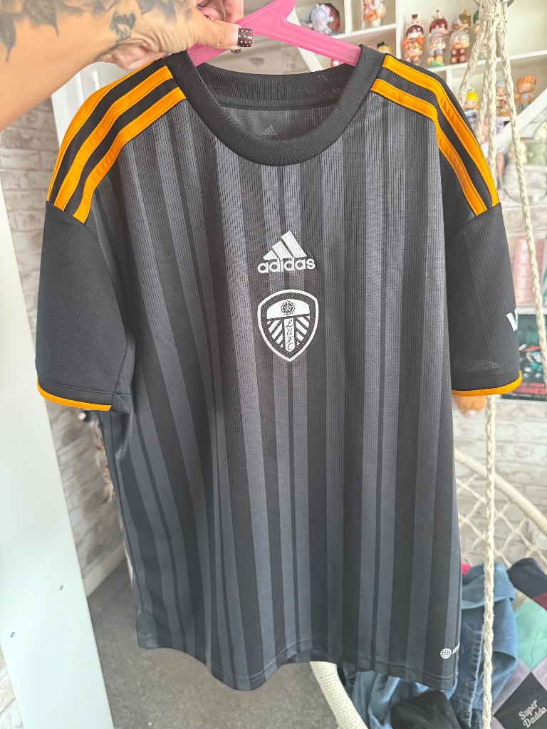 official Leeds United 2022/23 Third Shirt - 13/14 years