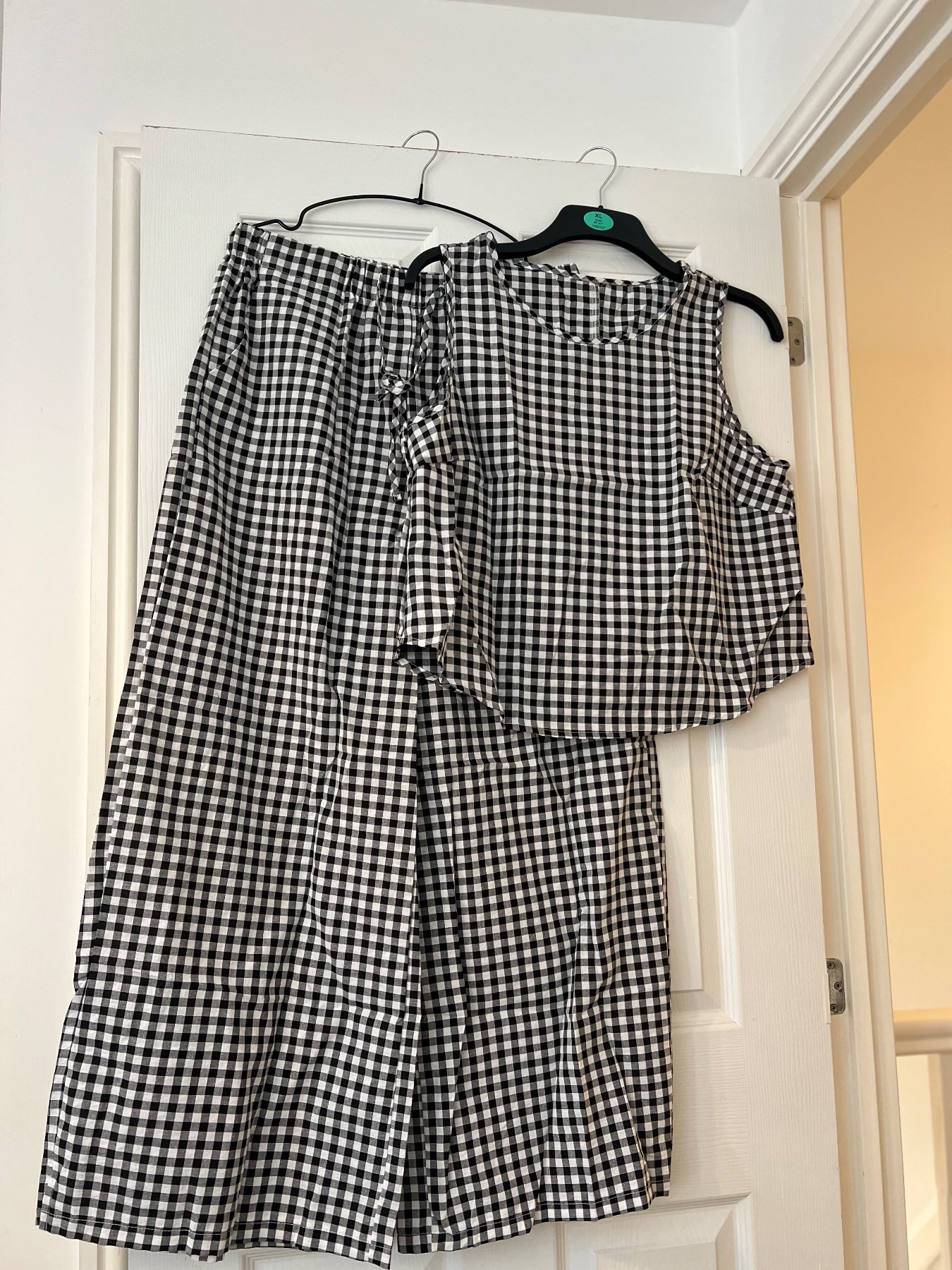 Ladies striped two pieces suit set,coord set/ size 16