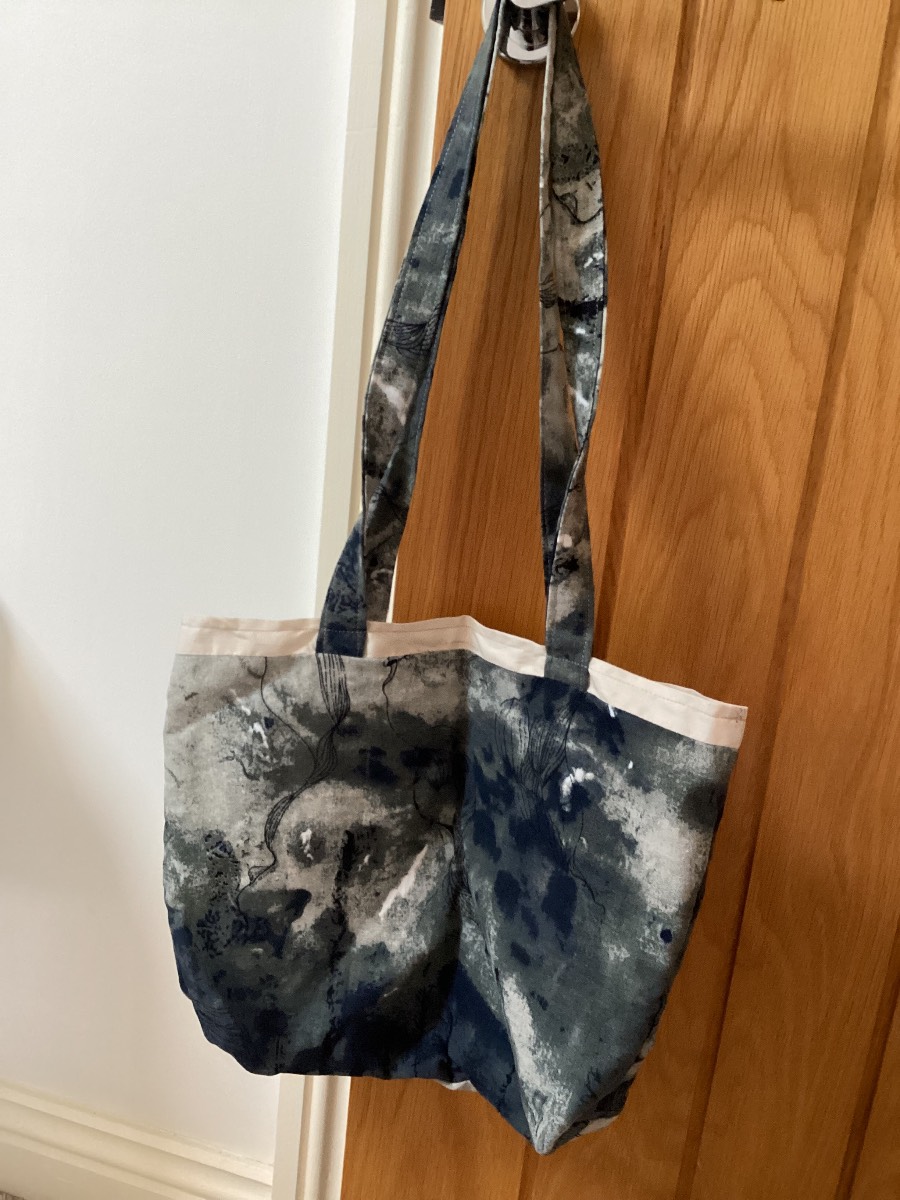 Beautiful Dye Print Fabric Lined Tote Bag with Inside Pockets & Cream Edging