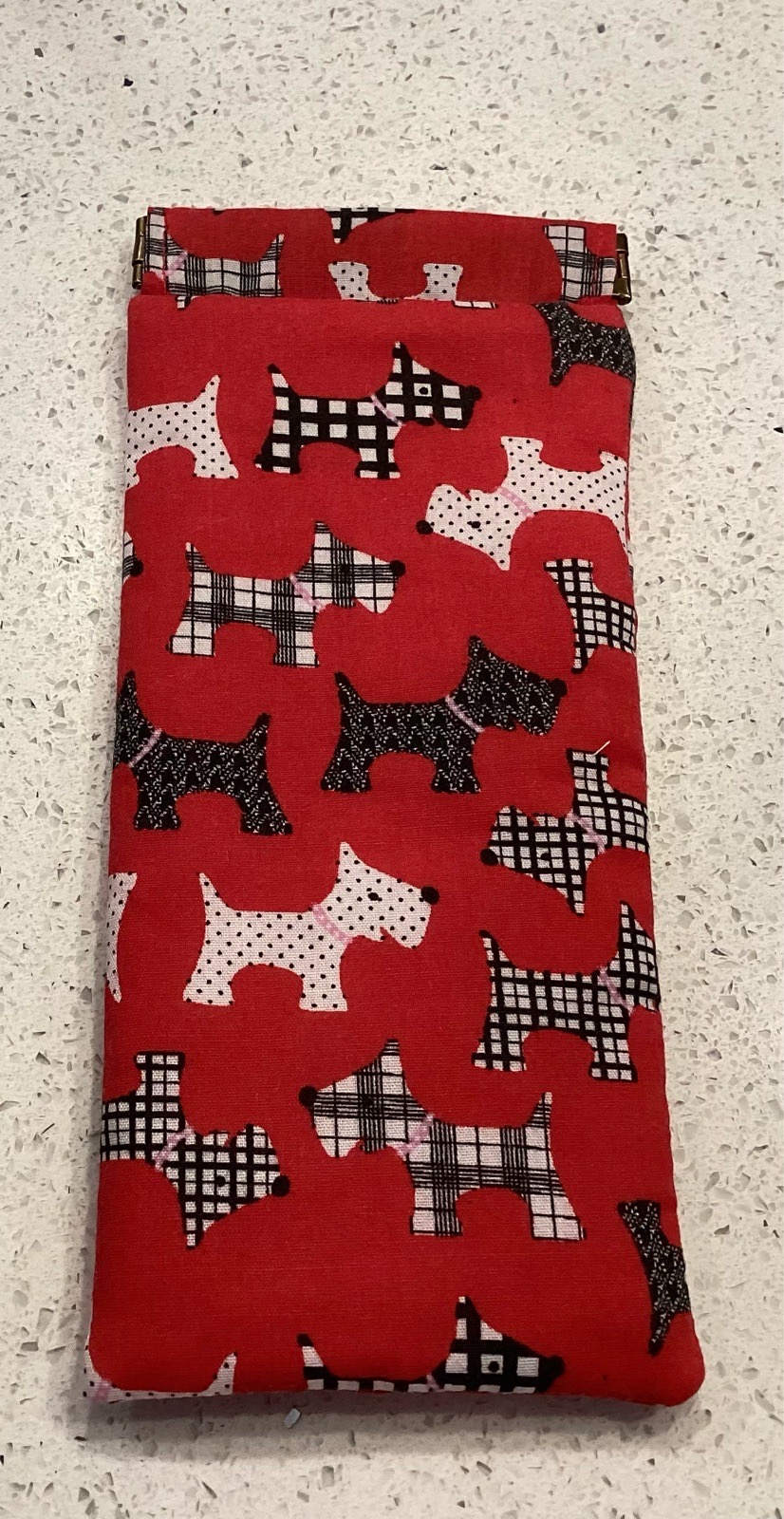 Red Scotty Dog Featured Glasses Case With Strong Magnetic Fastener