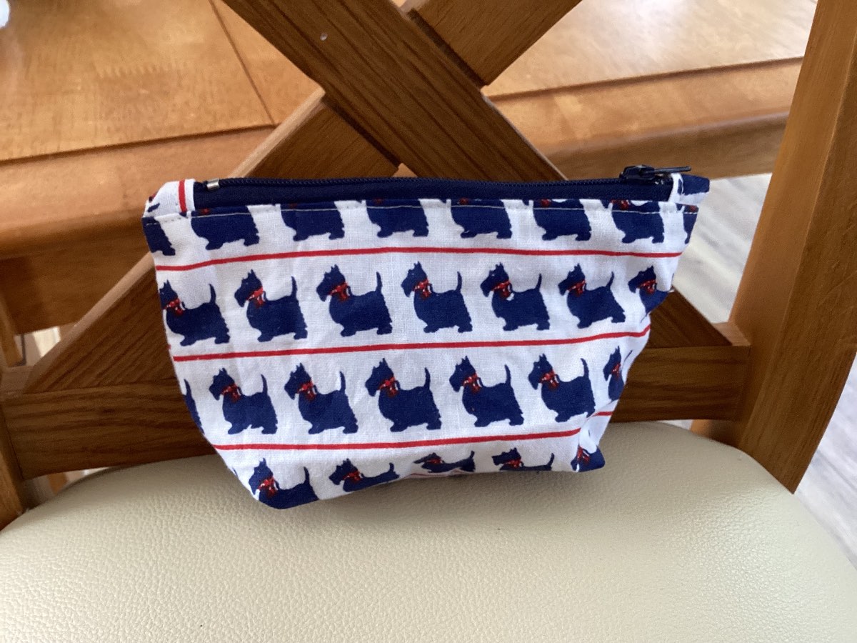 Really Cute Small Fabric Zipped Lined Coin Purse White With Blue Scotty Dogs
